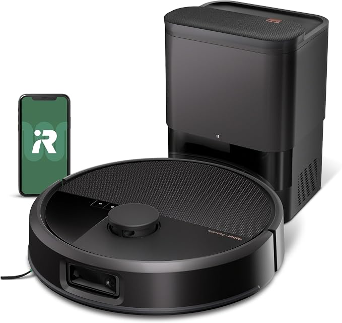 Robot vacuum with dual rubber anti-tangle brush rollers